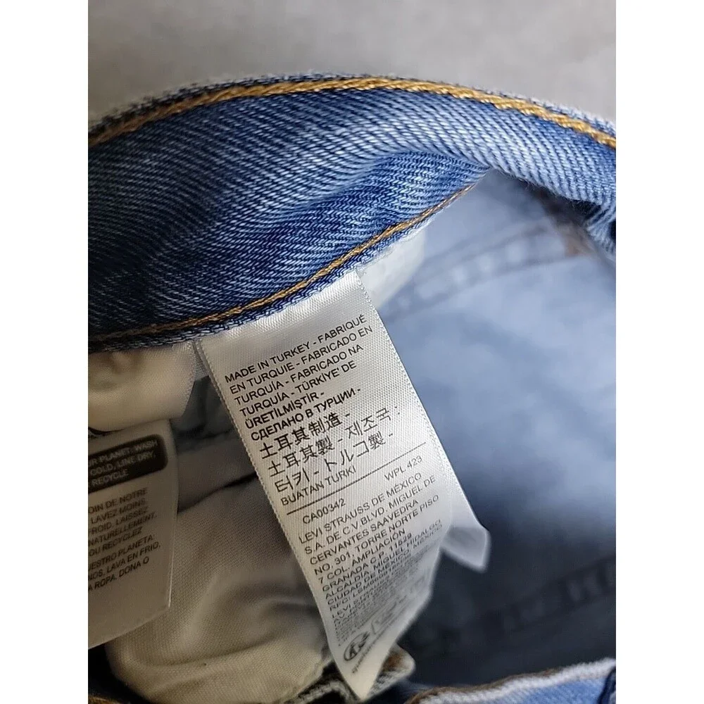 Levis 501 Jeans Womens 18P Short 40x24‎ Blue Button Fly Cotton Frayed Distressed